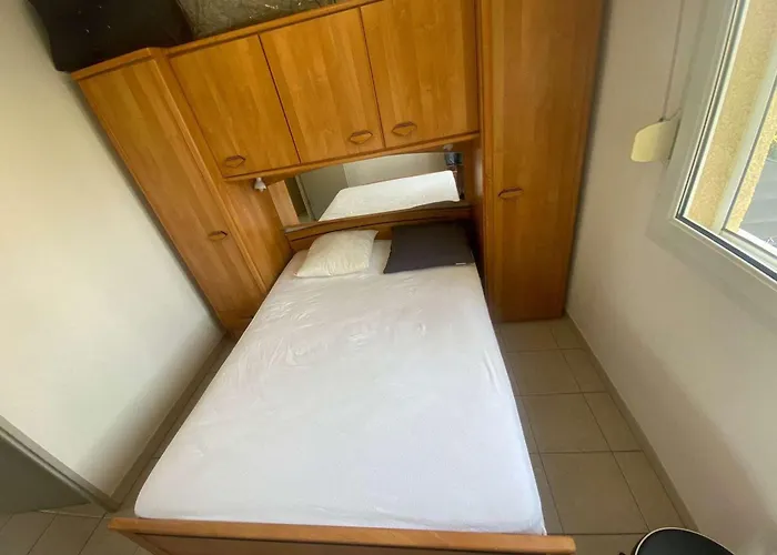 Apartamento 2p Avec Piscine, Terrasse Et Parking Privé à - Fr-1-326-800 Marseillan (Herault)