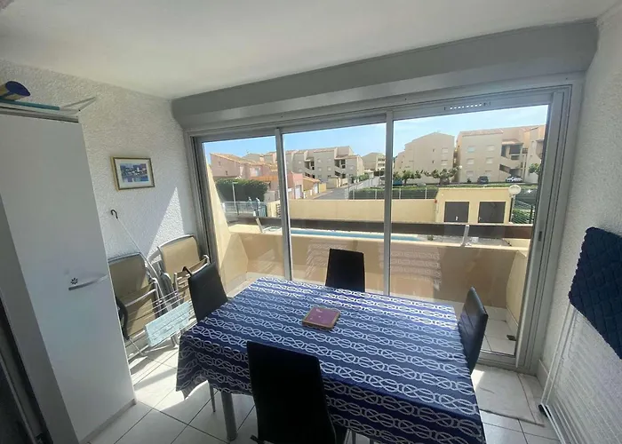 2p Avec Piscine, Terrasse Et Parking Prive A - Fr-1-326-800 *